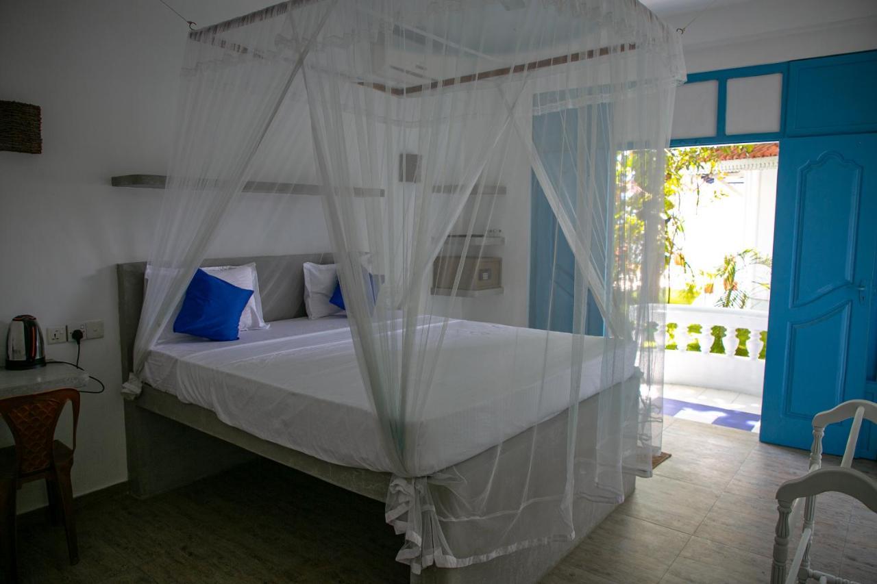 Alma Beach Hotel Велігама Екстер'єр фото